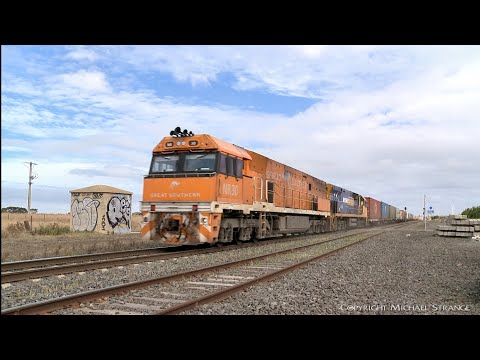 3AM5 Freight Train With NR30 "Great Southern" & 9323 (6/4/2022) - PoathTV Australian Railways