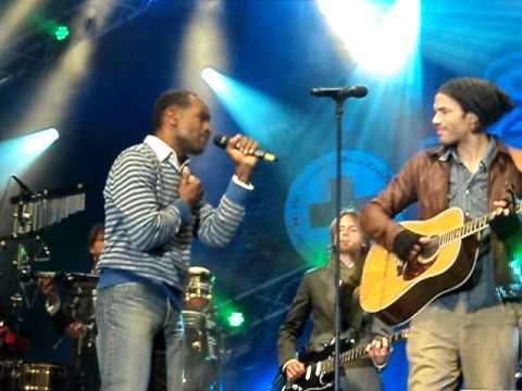 Father&Friend-Alain Clark@Het Glazen Huis,Eindhoven,24-12-10,Serious Request Finale!!!