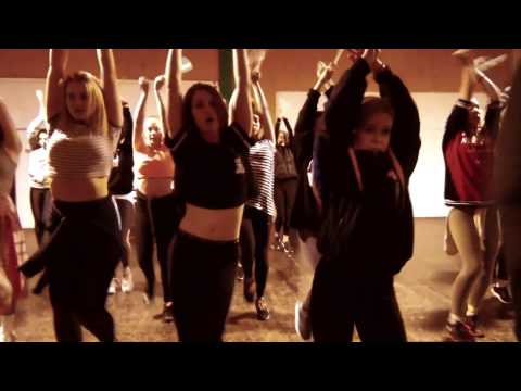 download lagu mp3 mp4 Three Bears Porridge Melbourne, download lagu Three Bears Porridge Melbourne gratis, unduh video klip Three Bears Porridge Melbourne