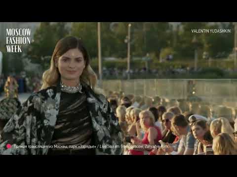 Moscow Fashion Week 2022 -  VALENTIN YUDASHKIN