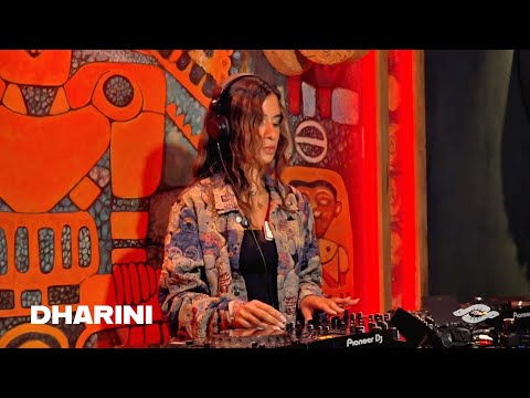DHARINI | Club Olin 55