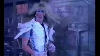 Twisted Sister &amp; Alice Cooper - Be Chrool To Your School