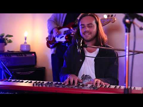 Premium Leisure - Dress Up (Live @ Sundmade Sessions)