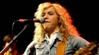 The Band Perry "Miss You Being Gone" 3-11-11 Foxboro, MA