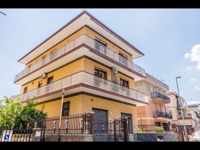 Villa Spada Cielo Terra Via S Massimiliano Kolbe due appartamenti due box due cantine