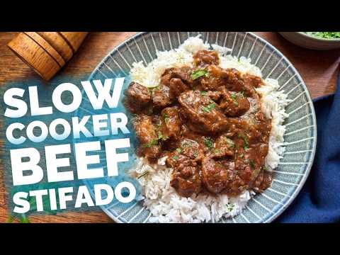 Slow Cooker Greek Stew: Beef Stifado That Melts in Your Mouth