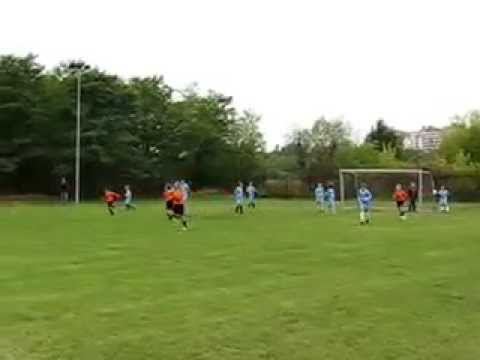 Gol Stasia Przesławskiego z rzutu wolnego