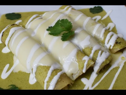 Enchiladas Verdes en Salsa de Queso Crema y Aguacate, super facil y ricas!