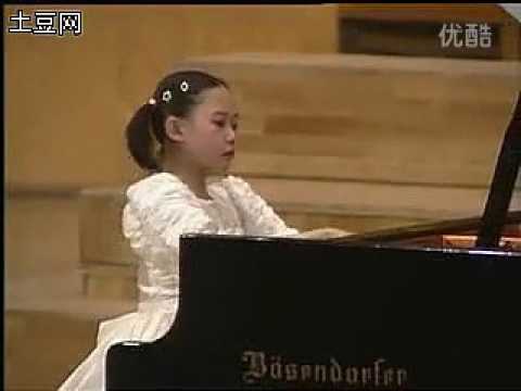 Wang Yujia plays Sonatina - Lisan Wang