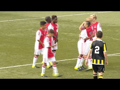 Highlights Ajax C2 - Vitesse C2