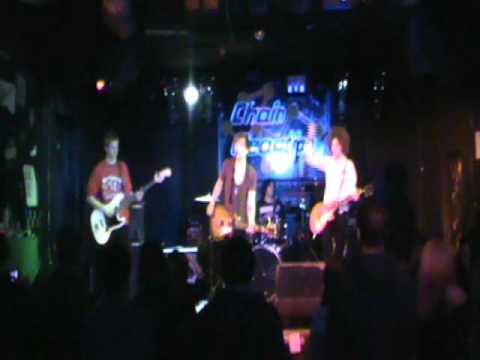 Sunset Cannons - Nocturnal Kids (Live at the Chain Reaction)