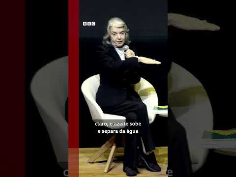 Ministra Cármen Lúcia homenageia professores e destaca papel da educação na democracia