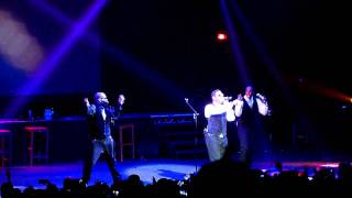 BOYZ II Men - Money (that's what I want) - Live in London 2012