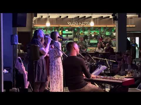 KOŠČOVÁ, MAGUŠINOVÁ ŠPINER | ZA DLAŇOU