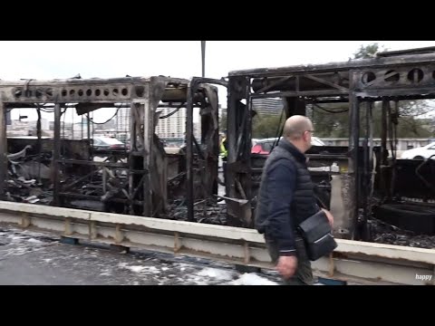 Izgoreli autobus - Sledi detalja analiza zasto je autobus 704 izgoreo na sred Brankovog mosta!