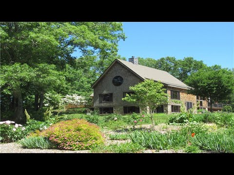 40 Clark Falls North Stonington 06359