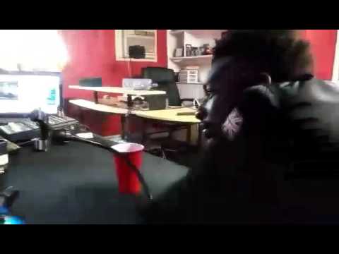 Slicklor Taee Hard Body Radio Freestyle