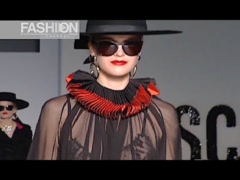 MOSCHINO Fall 2010 Milan - Fashion Channel