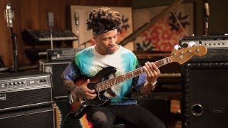 Video thumbnail for Fender Vintera ‘70s Jazz Bass Guitar | Jonny Goood First Impressions by Guitar Center