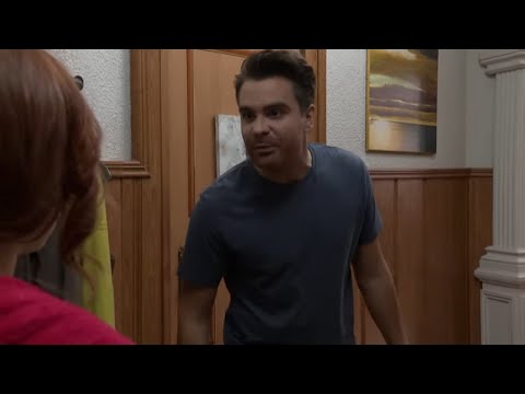 Irek threw all of Iwona's things out of her room! [19+ episode 511]