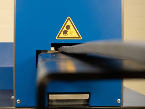 CREA WHEEL Richtmaschine für Flachstahl und Staketen