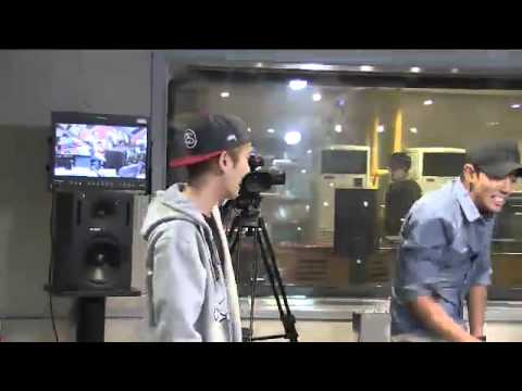 130813 Baekhyun dancing to Growl