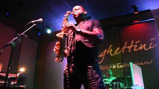 Jackiem Joyner doing Breathe at Spaghettini Seal Beach, CA