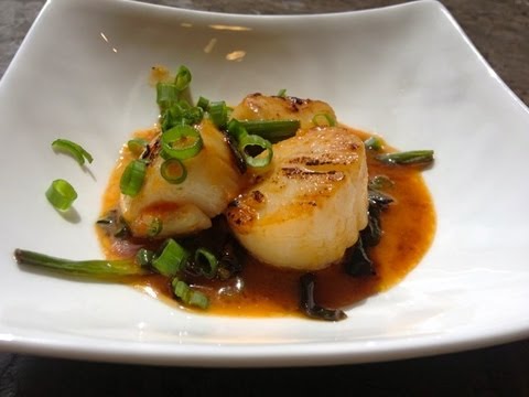 Sriracha Scallops