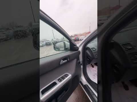 фото volvo v50 i рестайлинг 0