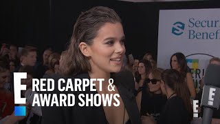 Hailee Steinfeld Teases 21st Birthday Plans at 2017 AMAs | E! Live from the Red Carpet