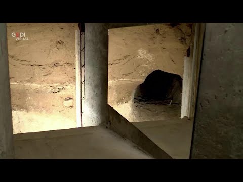 Berlino, per la prima volta apre al pubblico uno dei tunnel clandestini scavati sotto al muro