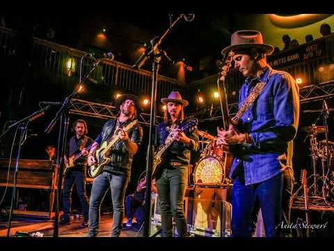 Chatting with Devon Allman and Berry Duane Oakley of The Allman Betts Band