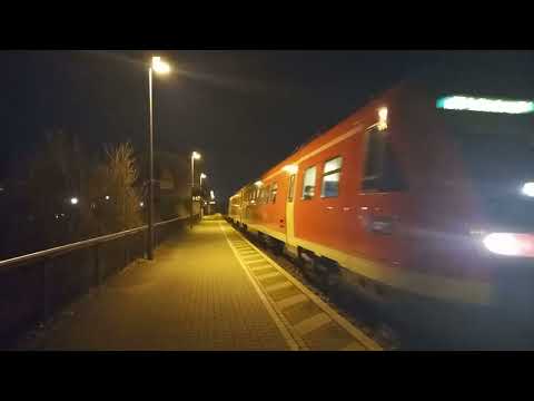 Ausfahrt RE 40 nach Nürnberg Hauptbahnhof um ca 19:50 Uhr im Bahnhof Regenstauf auf Gleis 1