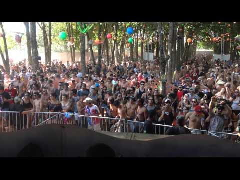 POPART @ ALIEN TRIP IN SPACE FOREST