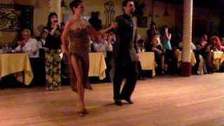 Demián García y Noelia Soldera en el 16º Aniversario del Club Gricel