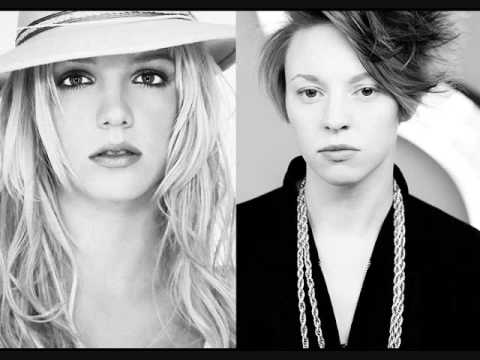 Britney Spears Vs. La Roux - Radarproof