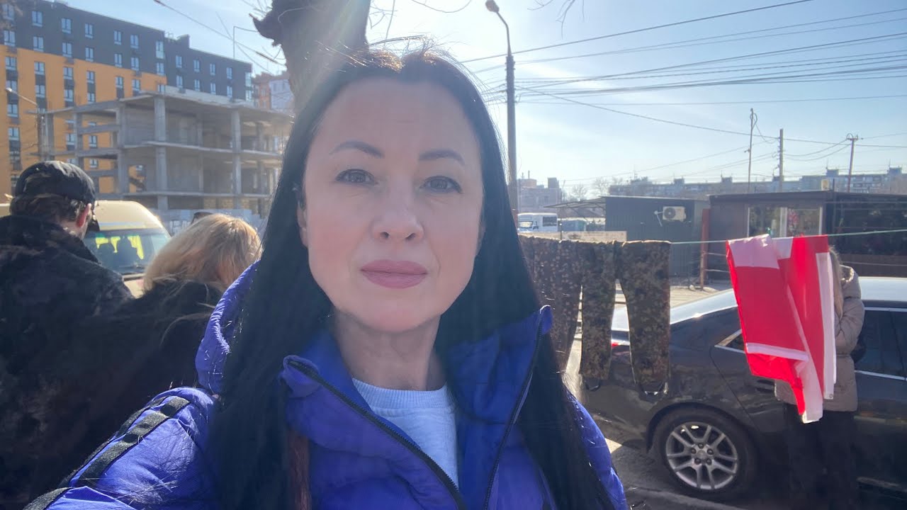 ЗАПОРОЖЬЕ | Получили гуманитарку БАРАХОЛКА на Малом рынке 