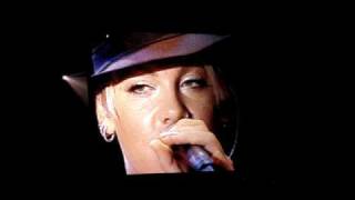 P!nk Crystal Ball (acoustic) february 28th Netherlands