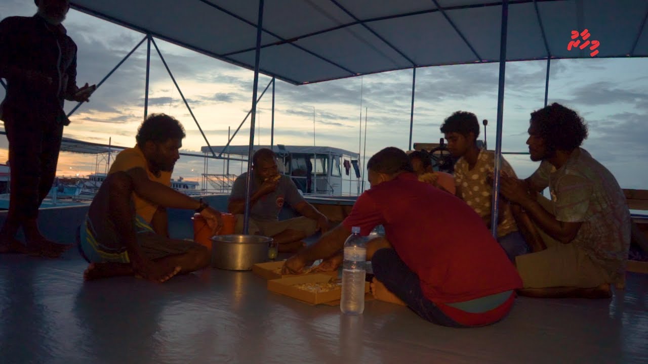 ވީޑިއޯ: ދަތުރުވެރިންގެ ރޯދަ ވީއްލުން