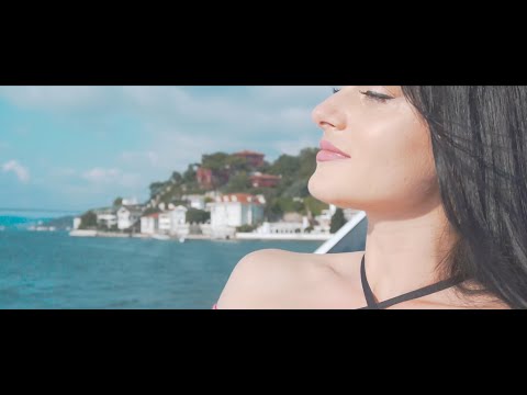 AMAR by Robert Abigail (Official Music Video)
