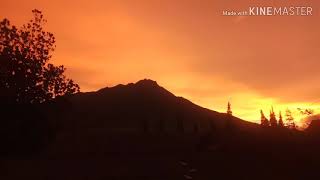 preview picture of video 'Keindahan Gunung Merapi Dikala Senja'