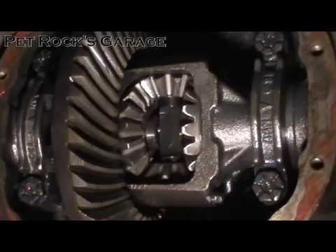 How To Replace Spider Gears In Ford 7.5 & 8.8 Open Differential - Ford Mustang