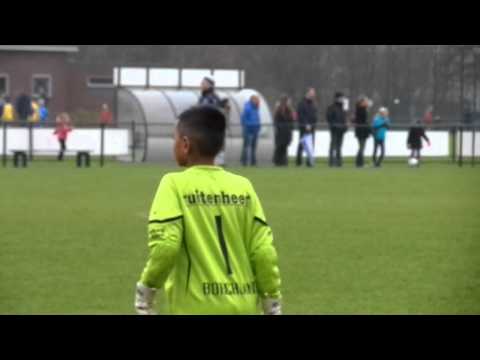 Ouderkerk F1 - FC Abcoude F1 (za. 07 dec.13) 4