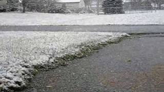 preview picture of video 'First Snowfall 2009'