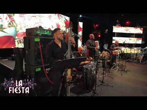 Los Frutos del Carnaval - La Tribu de Cuco Valoy, en vivo