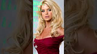 PLAYMATE OF THE YEAR 1997 VICTORIA SILVSTEDT Dressing Style 👗👗👗@bonreels