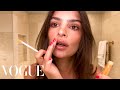 Emily Ratajkowski’s 5-Minute Date-Night Look | Beauty Secrets | Vogue Emily Ratajkowski’s 5-Minute Date-Night Look | Beauty Secrets | Vogue
