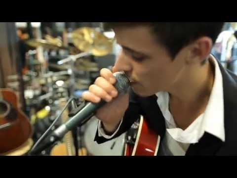 Matěj Vávra – "Tell Me Mama" [LIVE SESSIONS by MELODYSHOP]