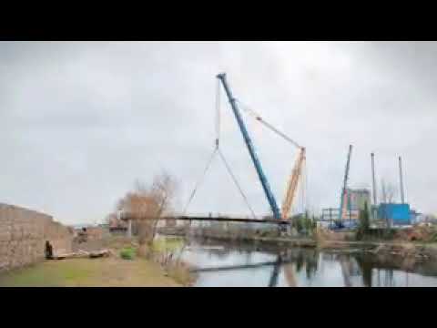 Citu  Watch Leeds' newest pedestrian bridge be dropped into place