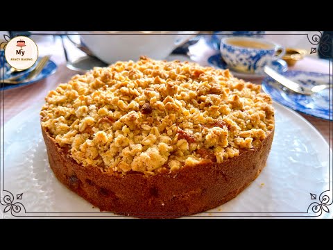 Traditional Irish Apple Crumble Cake